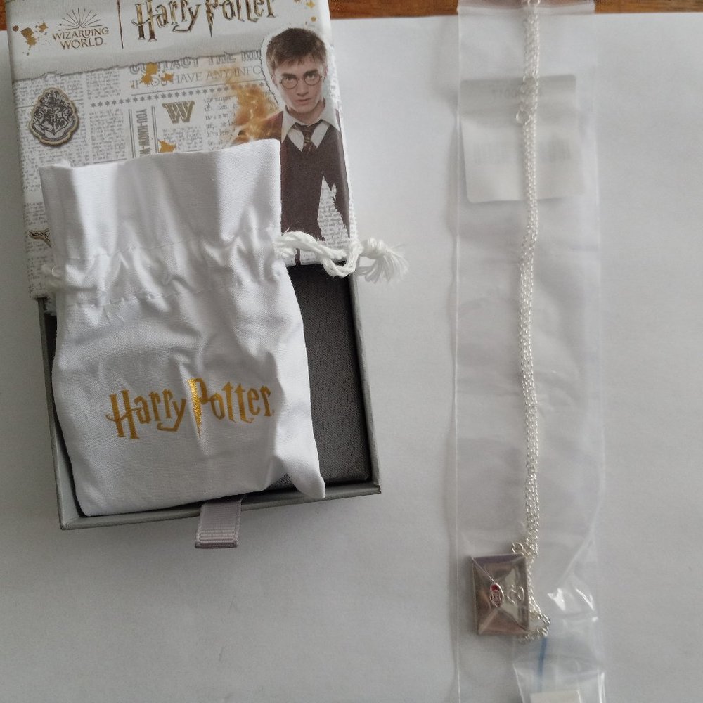 Harry Potter Silver envelope necklace (The Carat Shop)